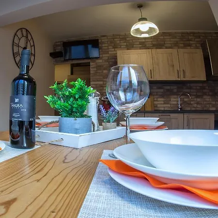 Deluxe 4 Star Studio Apartment Rijeka