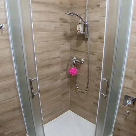 Apartment Deluxe 4 Star Studio Rijeka