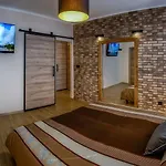 Deluxe 4 Star Studio *